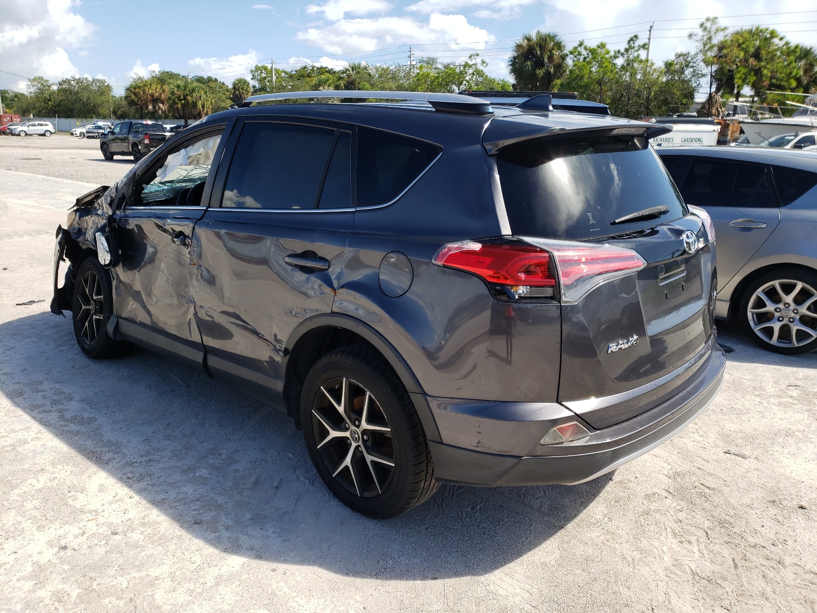 2016 Toyota Rav4 VIN JTMNFREV8GJ077913 photo 3