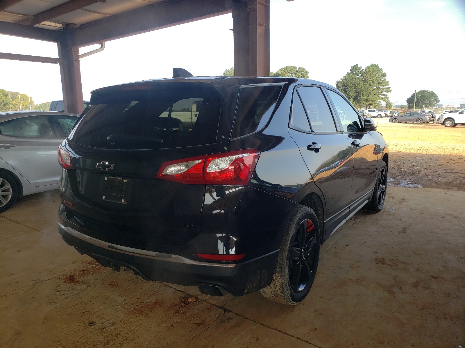 2019 CHEVROLET Equinox VIN 2GNAXVEXXK6158141 photo 4