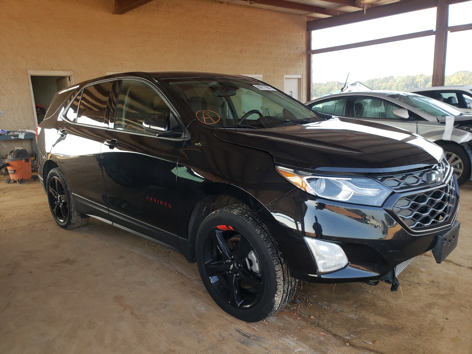 2019 CHEVROLET Equinox VIN 2GNAXVEXXK6158141 photo 1