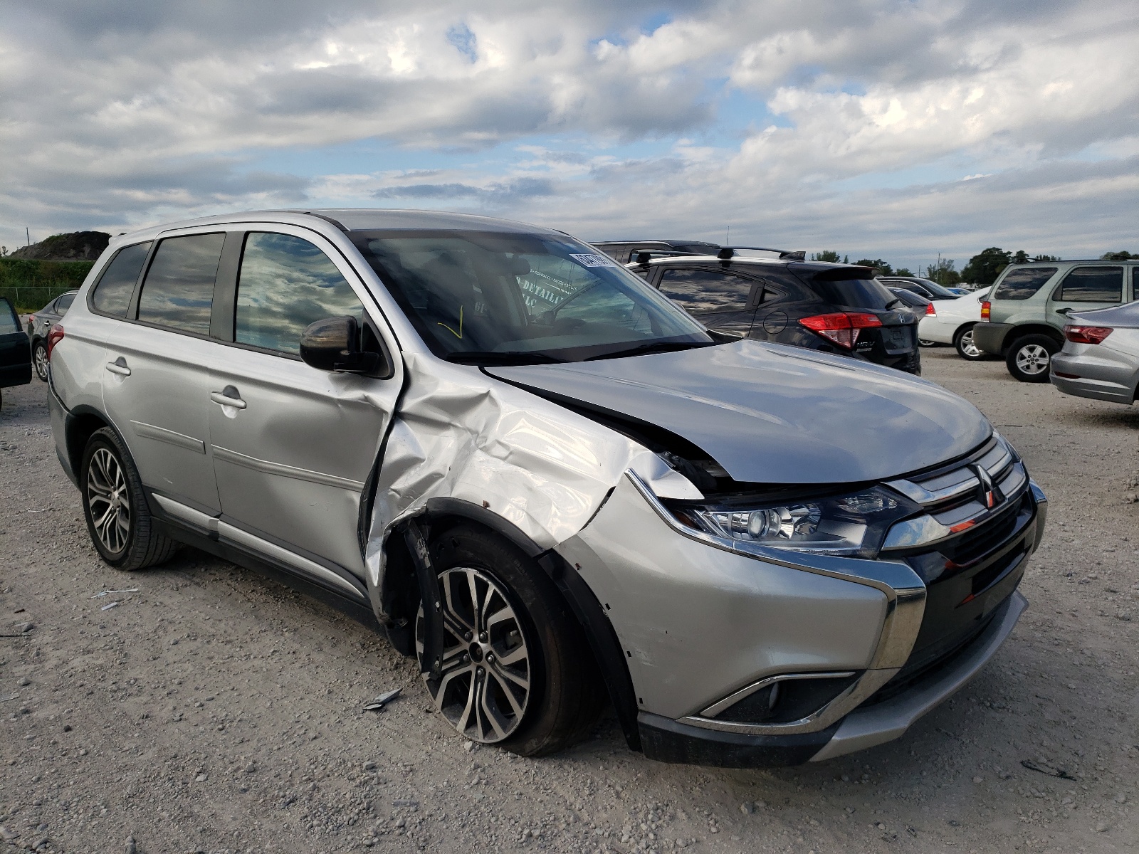 2018 Mitsubishi Outlander VIN JA4AD2A36JZ007054 photo 1