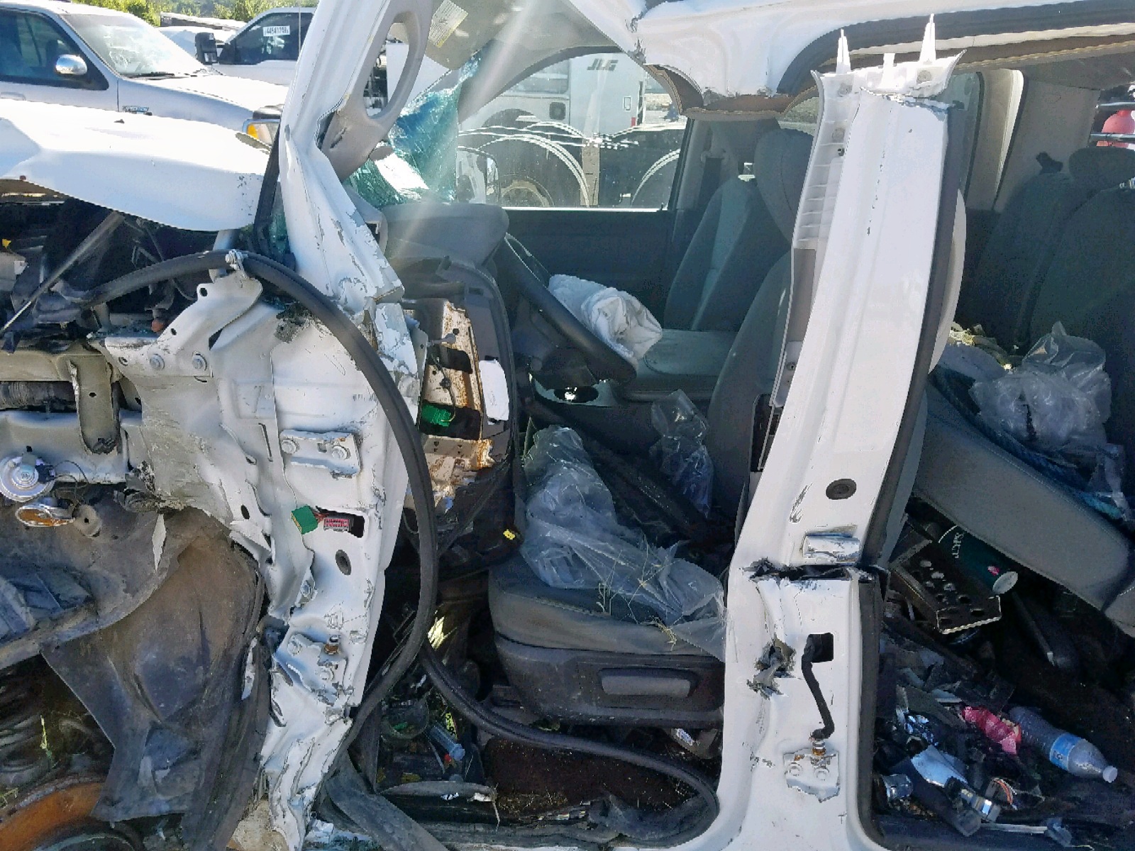 2014 Ram 3500 VIN 3C63RRGL4EG161422 photo 5