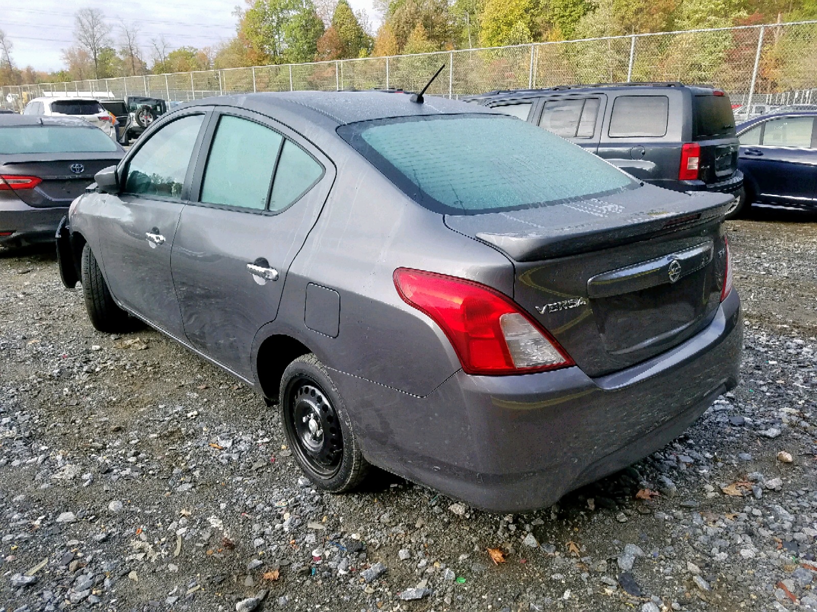 2018 NISSAN Versa VIN 3N1CN7AP4JL842544 photo 3