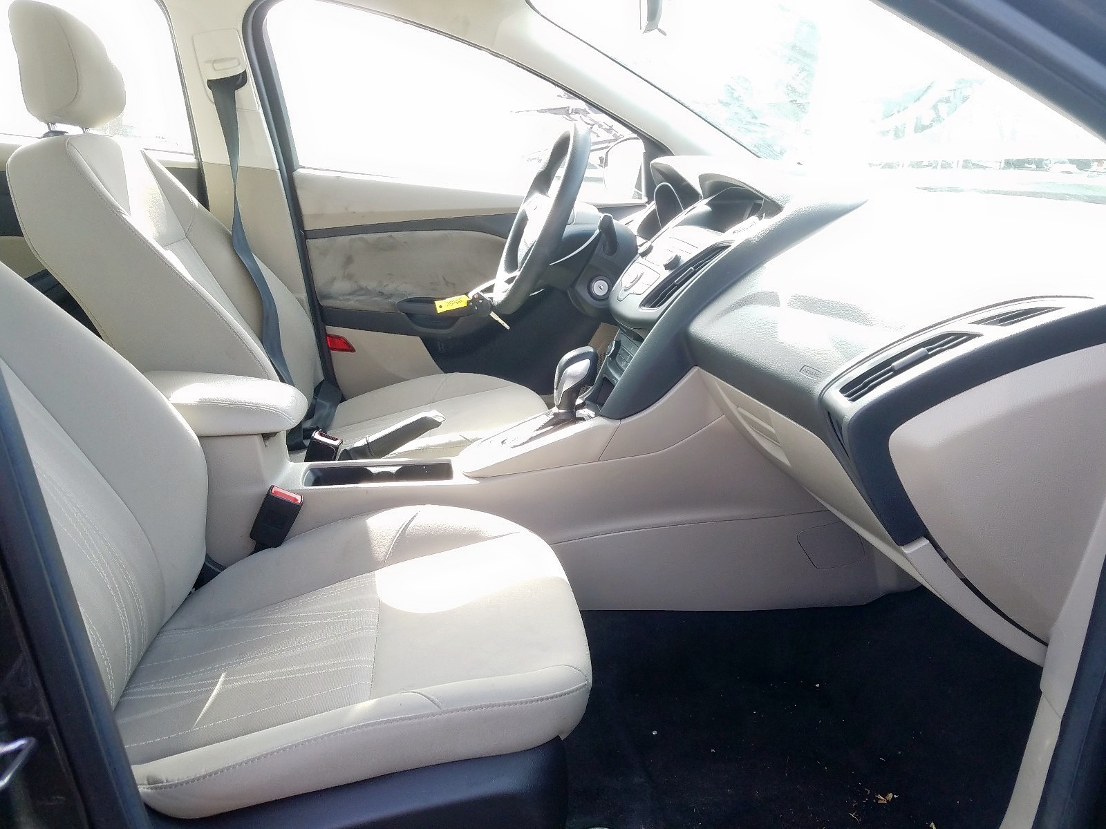 2018 Ford Focus VIN 1FADP3F29JL252665 photo 5