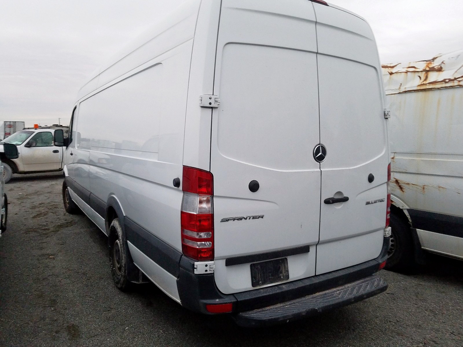 2016 Mercedes-Benz Sprinter VIN WD3PE8DD5GP345032 photo 3