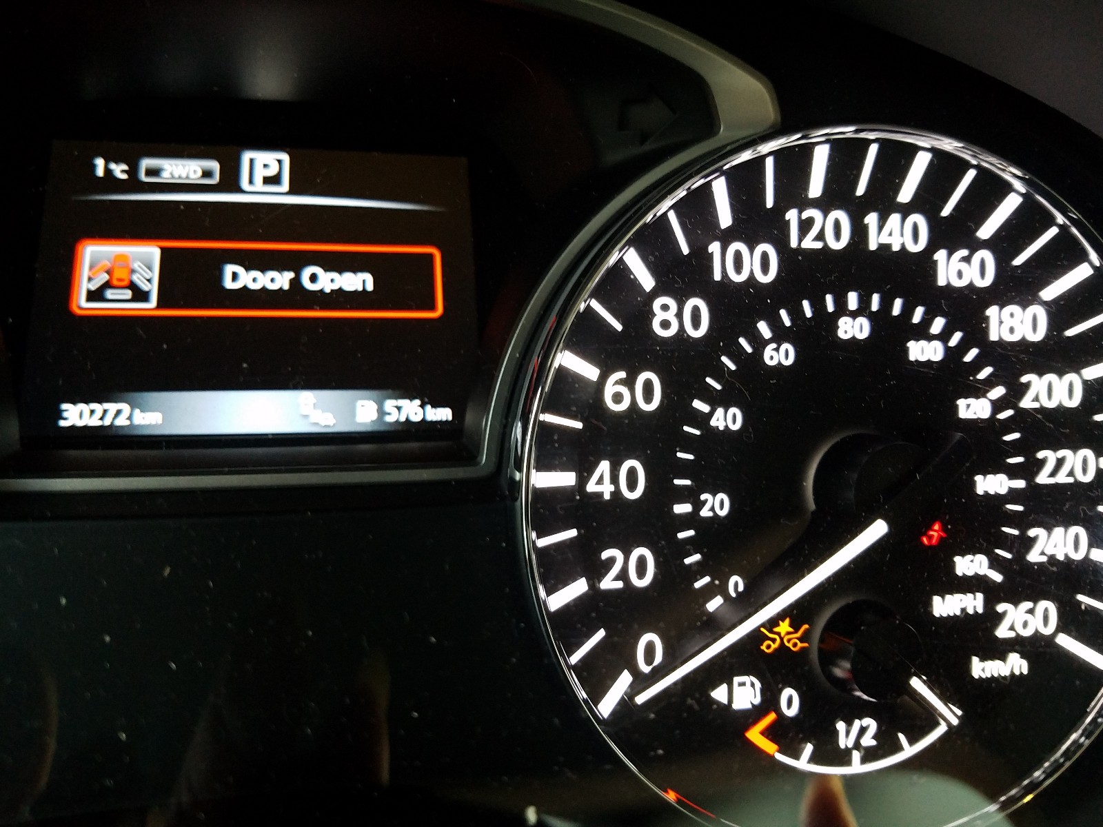 2018 Nissan Pathfinder VIN 5N1DR2MM6JC629631 photo 8