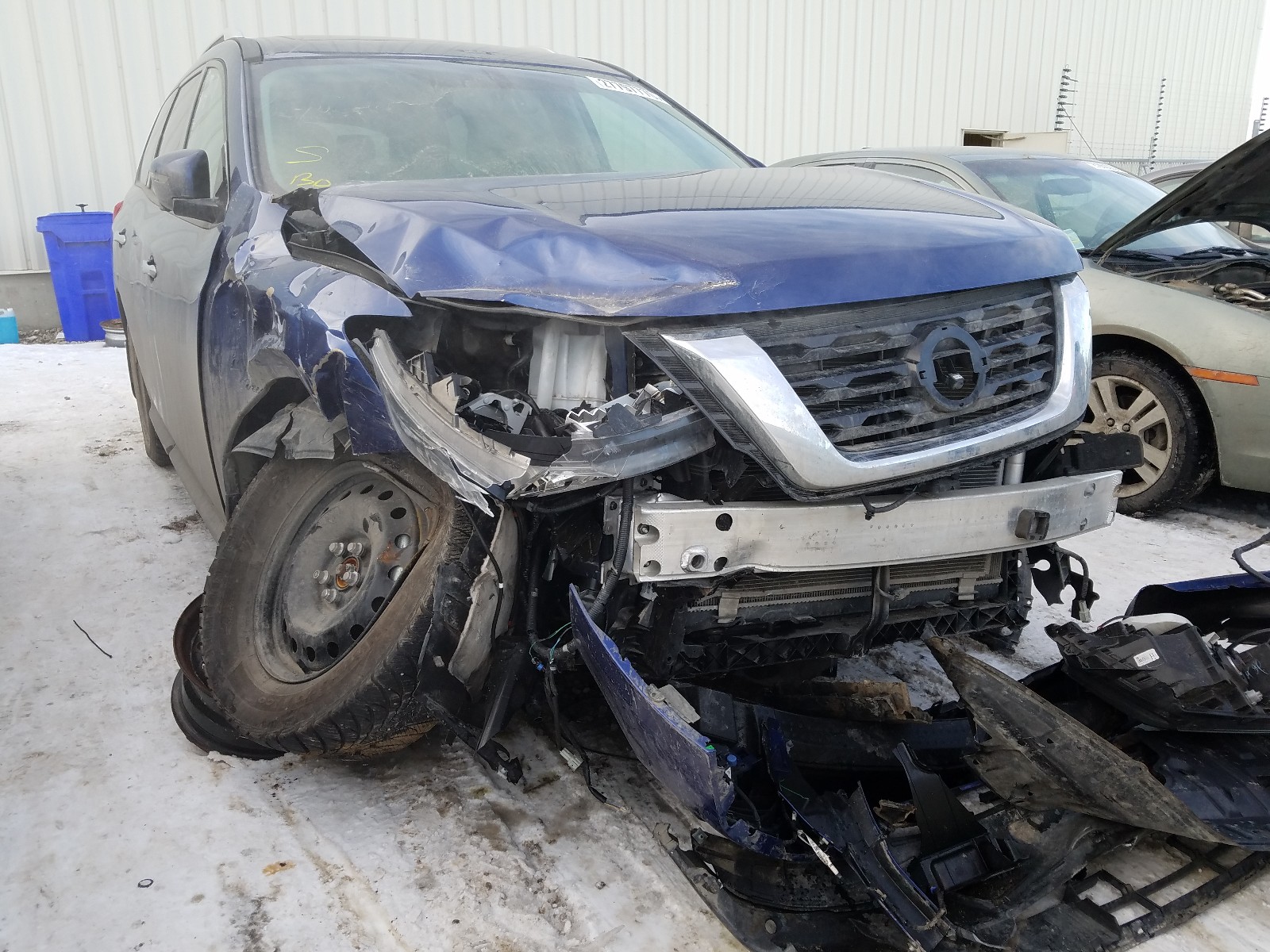 2018 Nissan Pathfinder VIN 5N1DR2MM6JC629631 photo 9