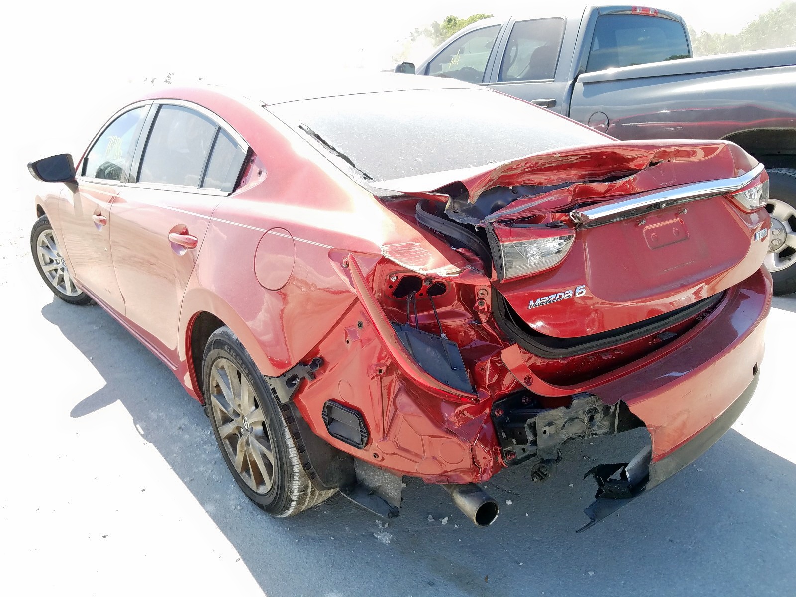 2015 Mazda 6 VIN JM1GJ1U58F1205138 photo 3