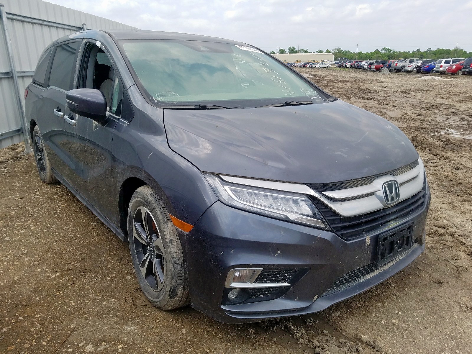 2018 Honda Odyssey VIN 5FNRL6H89JB006264 photo 1