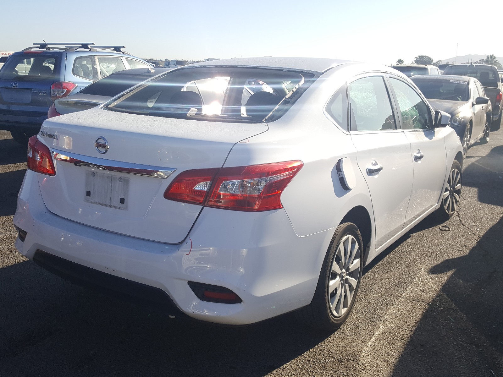 2018 NISSAN Sentra VIN 3N1AB7AP1JY258914 photo 4