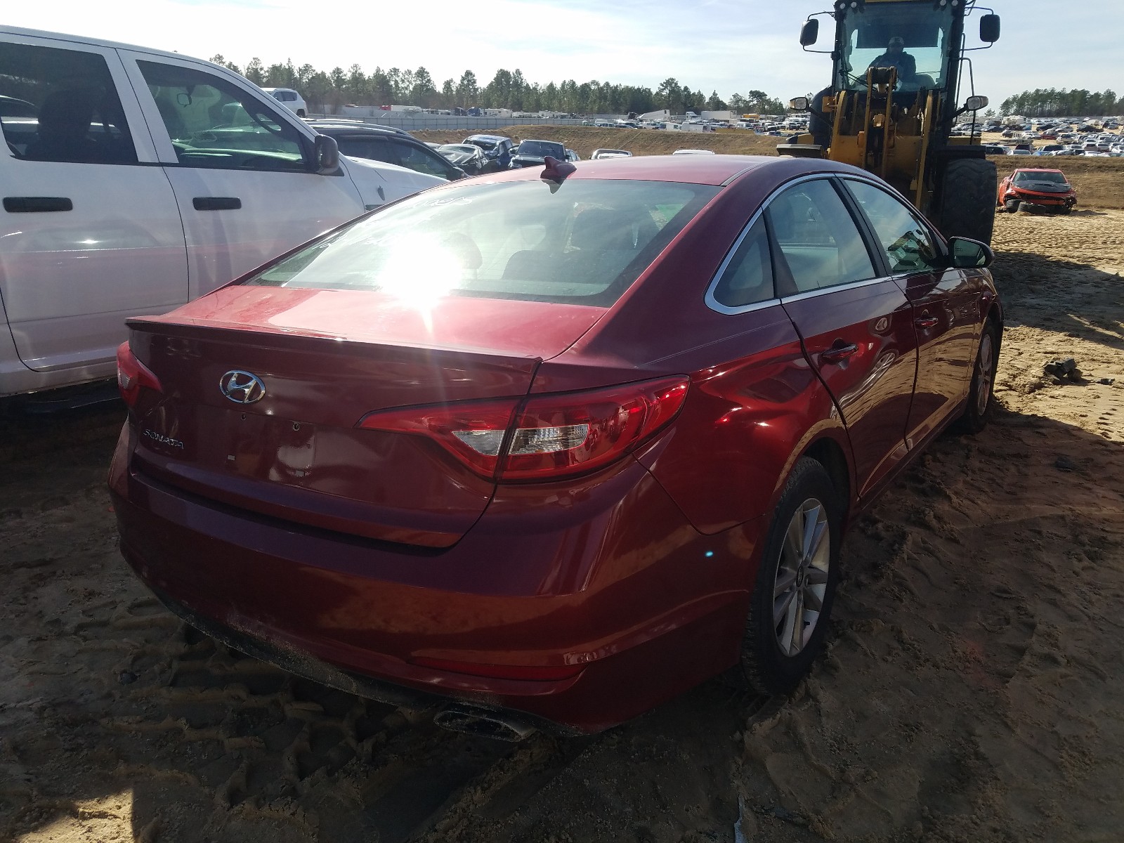 2015 HYUNDAI Sonata VIN 5NPE24AF4FH170934 photo 4