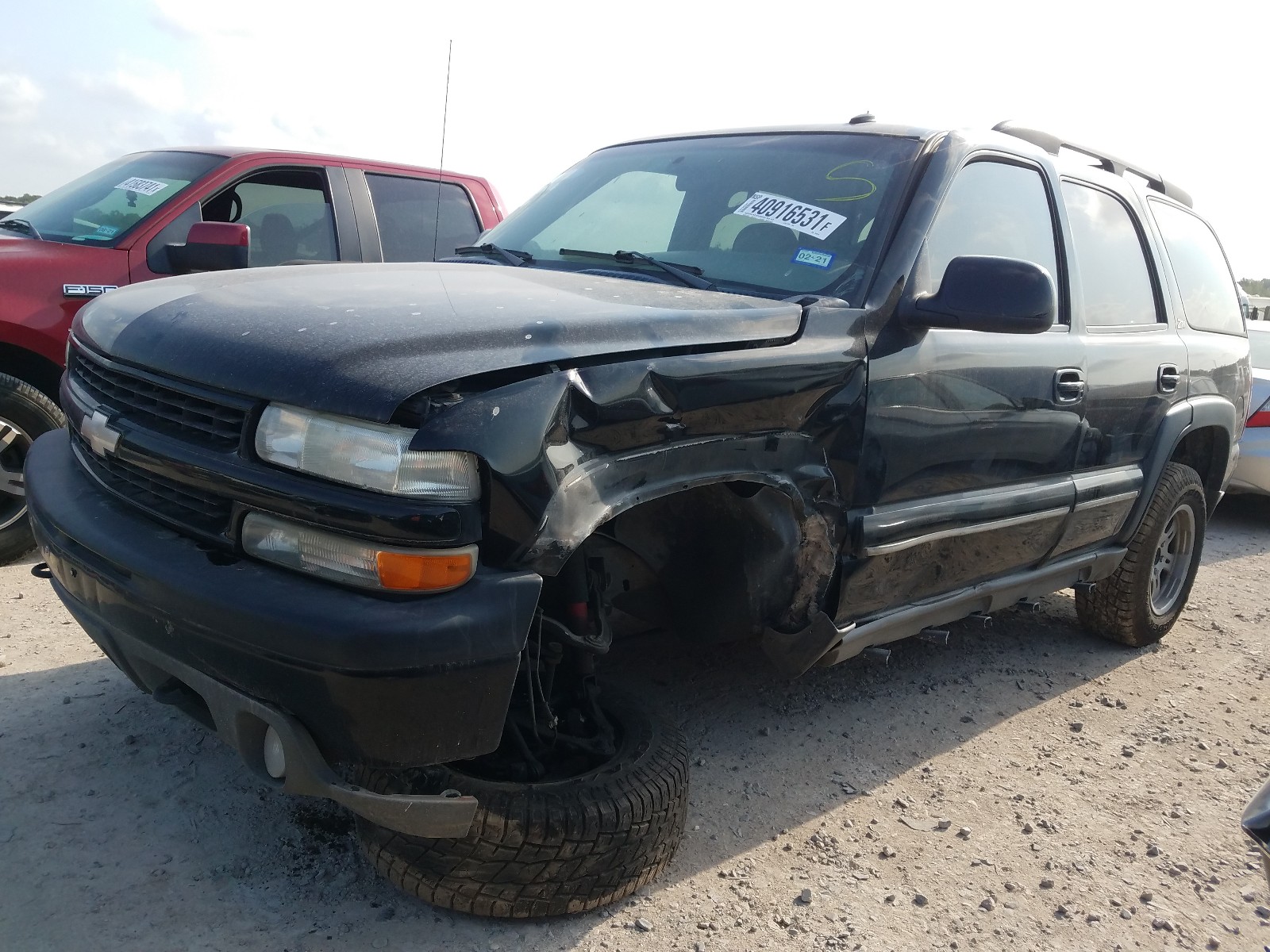 2002 Chev Tahoe VIN 1GNEK13ZX2R308010 photo 2