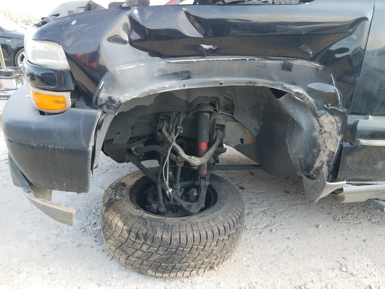 2002 Chev Tahoe VIN 1GNEK13ZX2R308010 photo 9