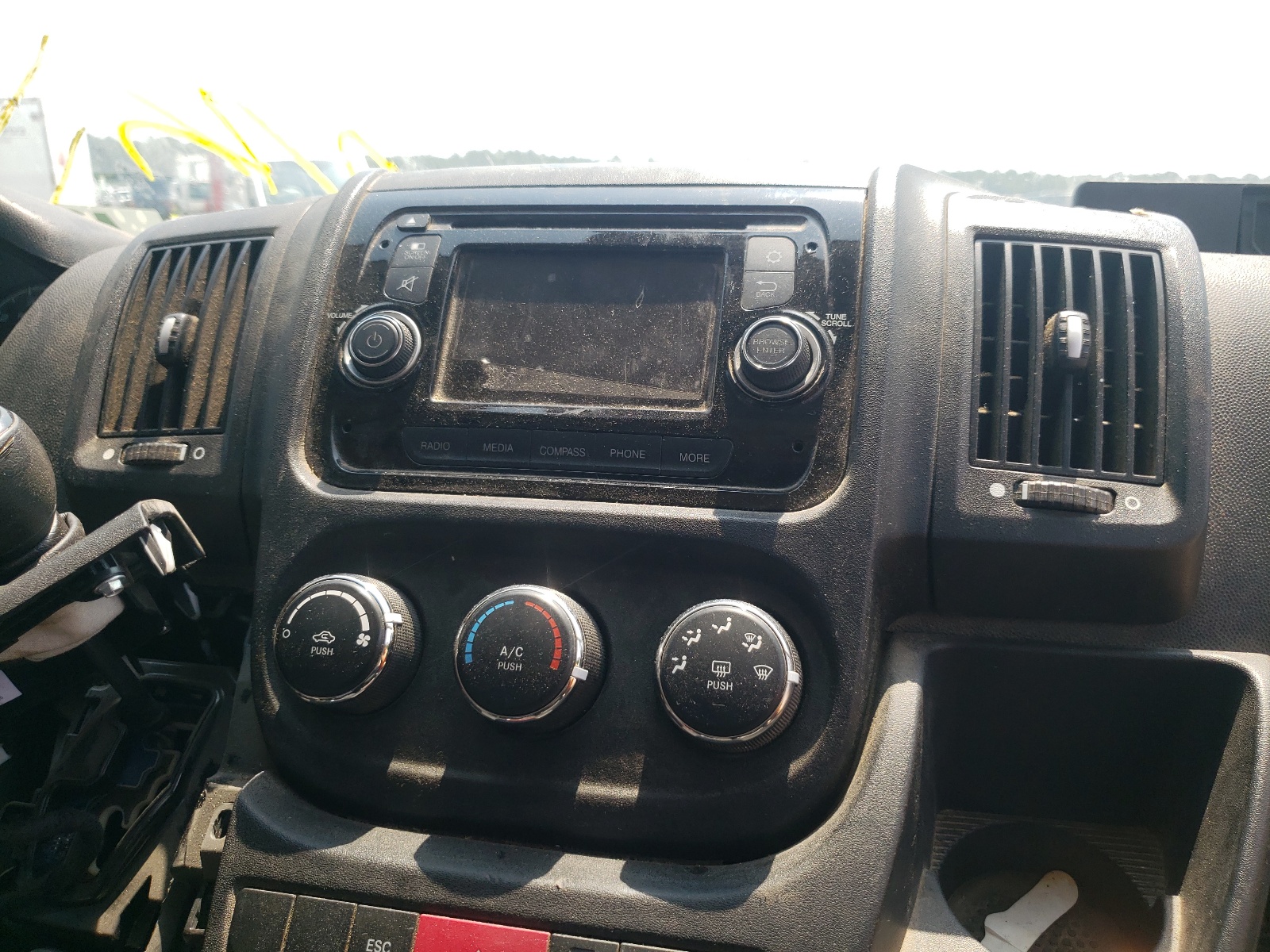 2016 RAM Promaster 2500 VIN 3C6TRVDG6GE121759 photo 9