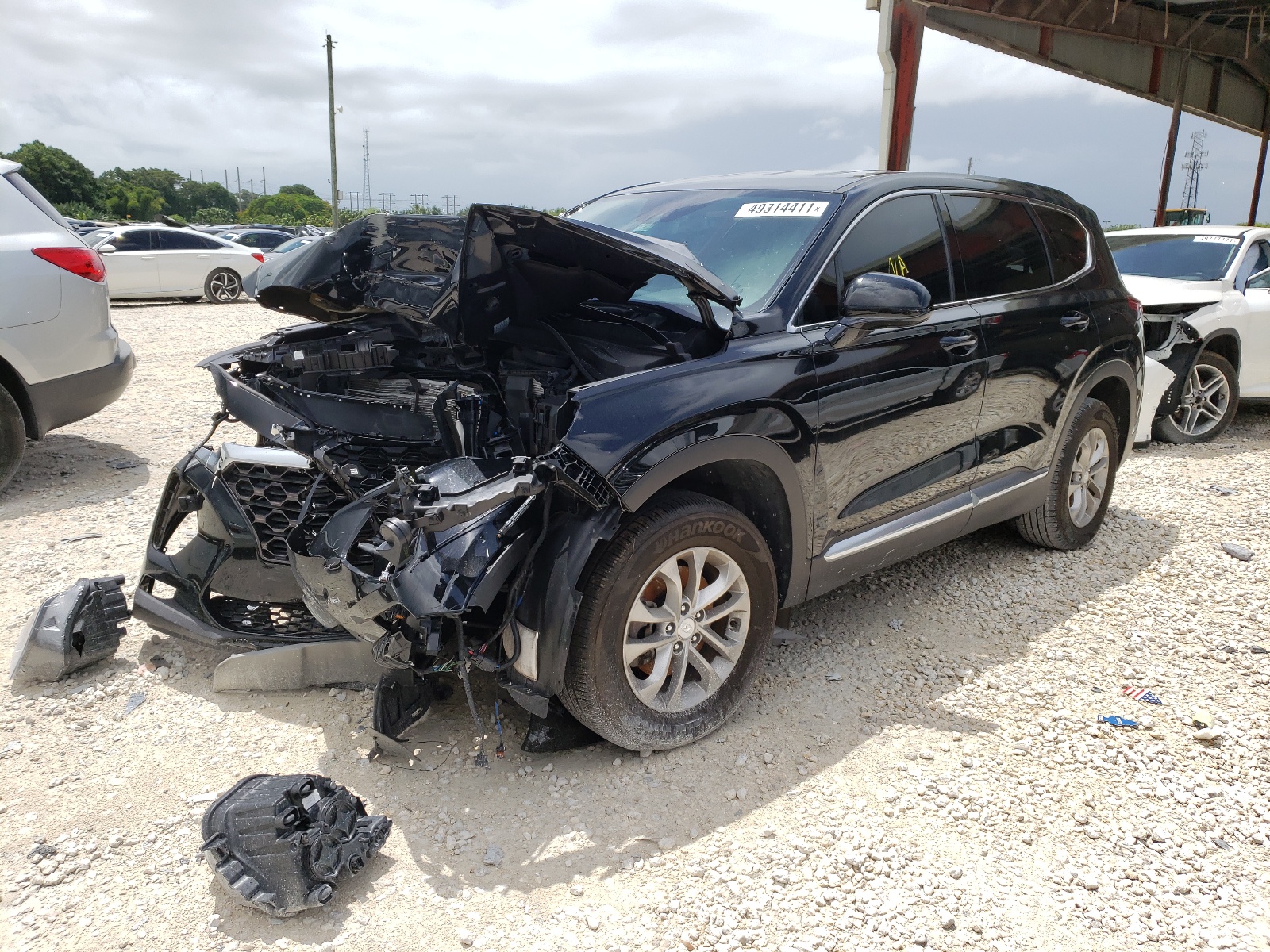 2020 Hyundai Santa fe VIN 5NMS33AD2LH168410 photo 2