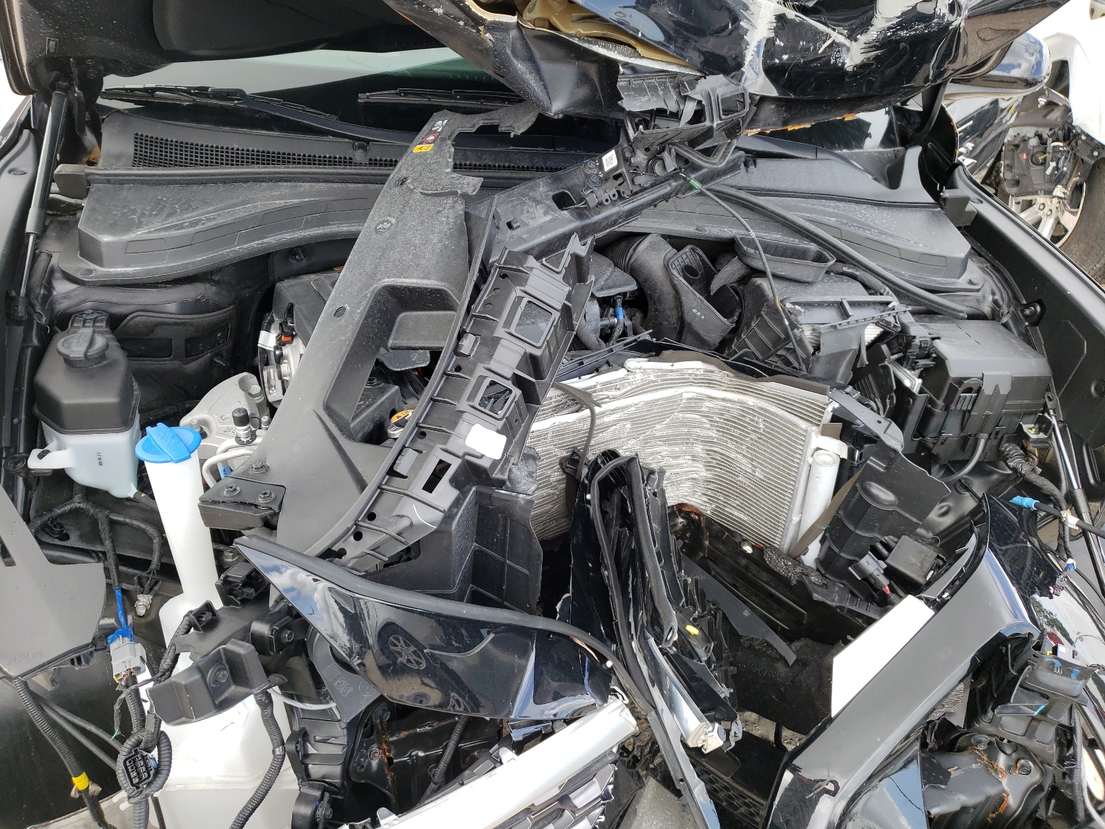 2020 Hyundai Santa fe VIN 5NMS33AD2LH168410 photo 7