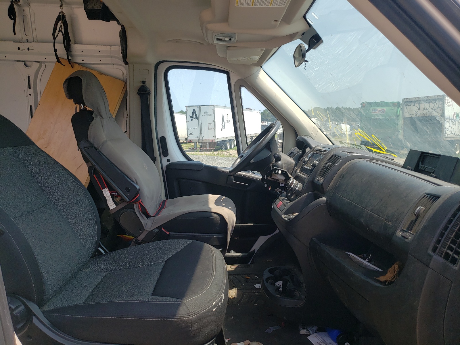 2016 RAM Promaster 2500 VIN 3C6TRVDG6GE121759 photo 5