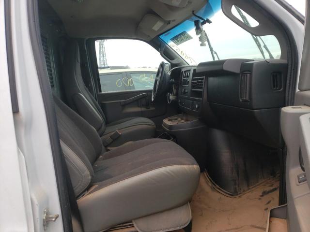 2018 GMC Savana VIN 1GTW7AFG3J1209938 photo 5
