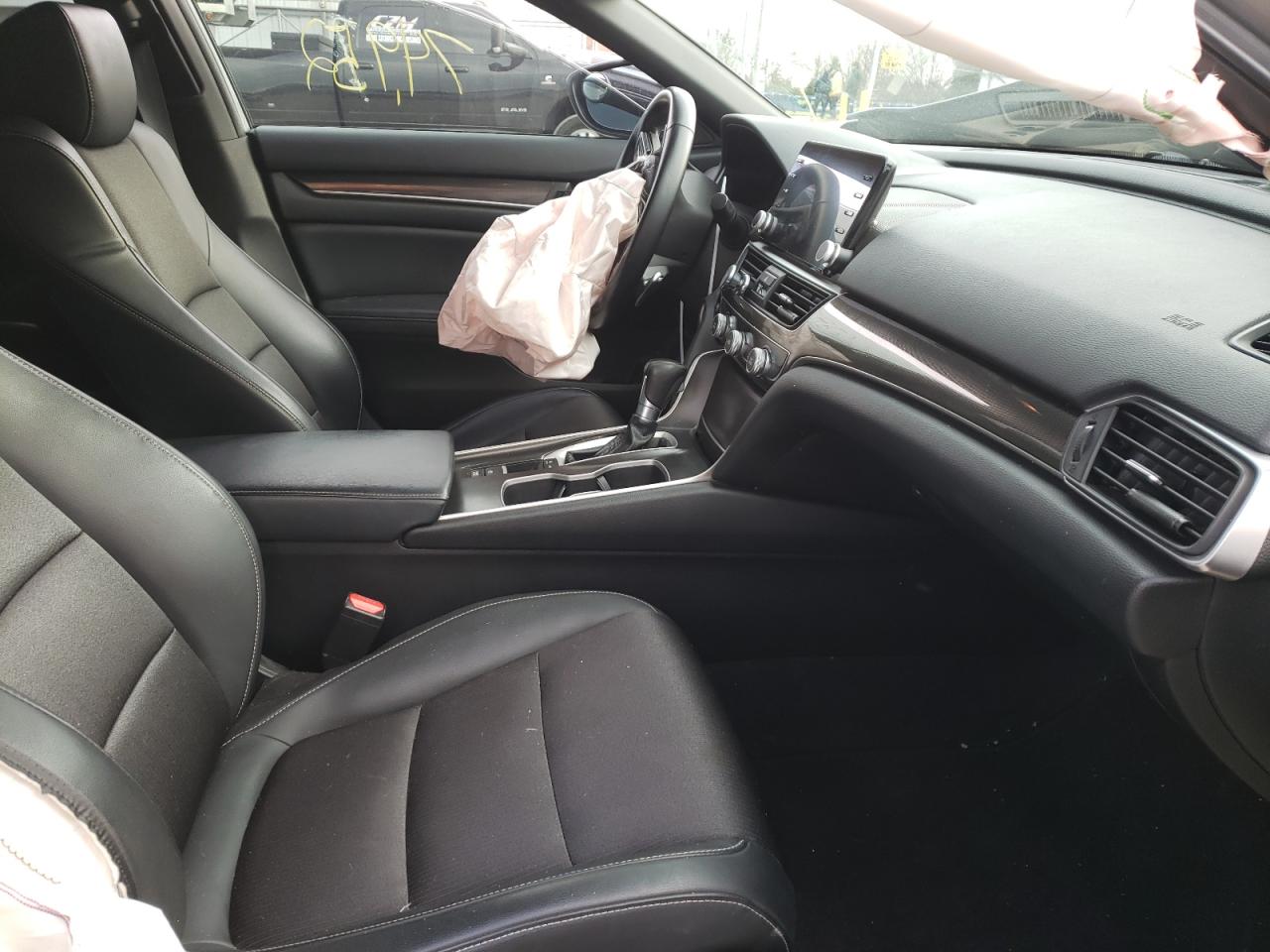2018 HONDA Accord VIN 1HGCV1F38JA072244 photo 5