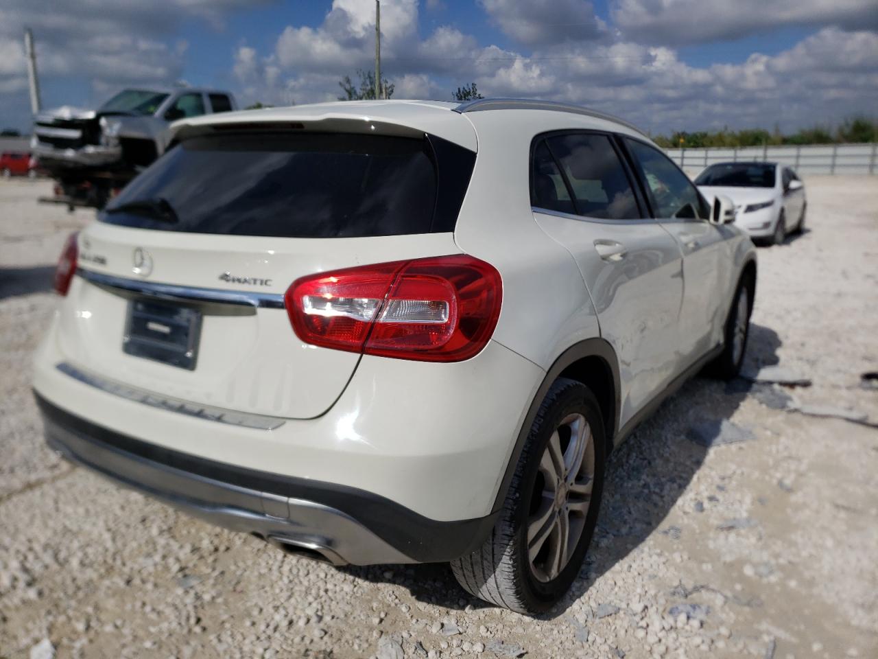 2015 MERCEDES-BENZ Gla-class VIN WDCTG4GB6FJ032391 photo 4