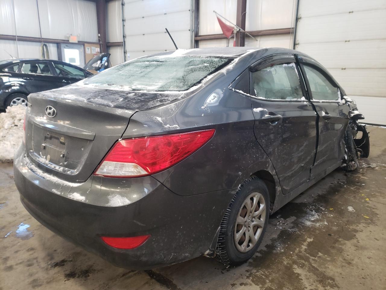 2013 HYUNDAI Accent VIN KMHCT4AE3DU341666 photo 4