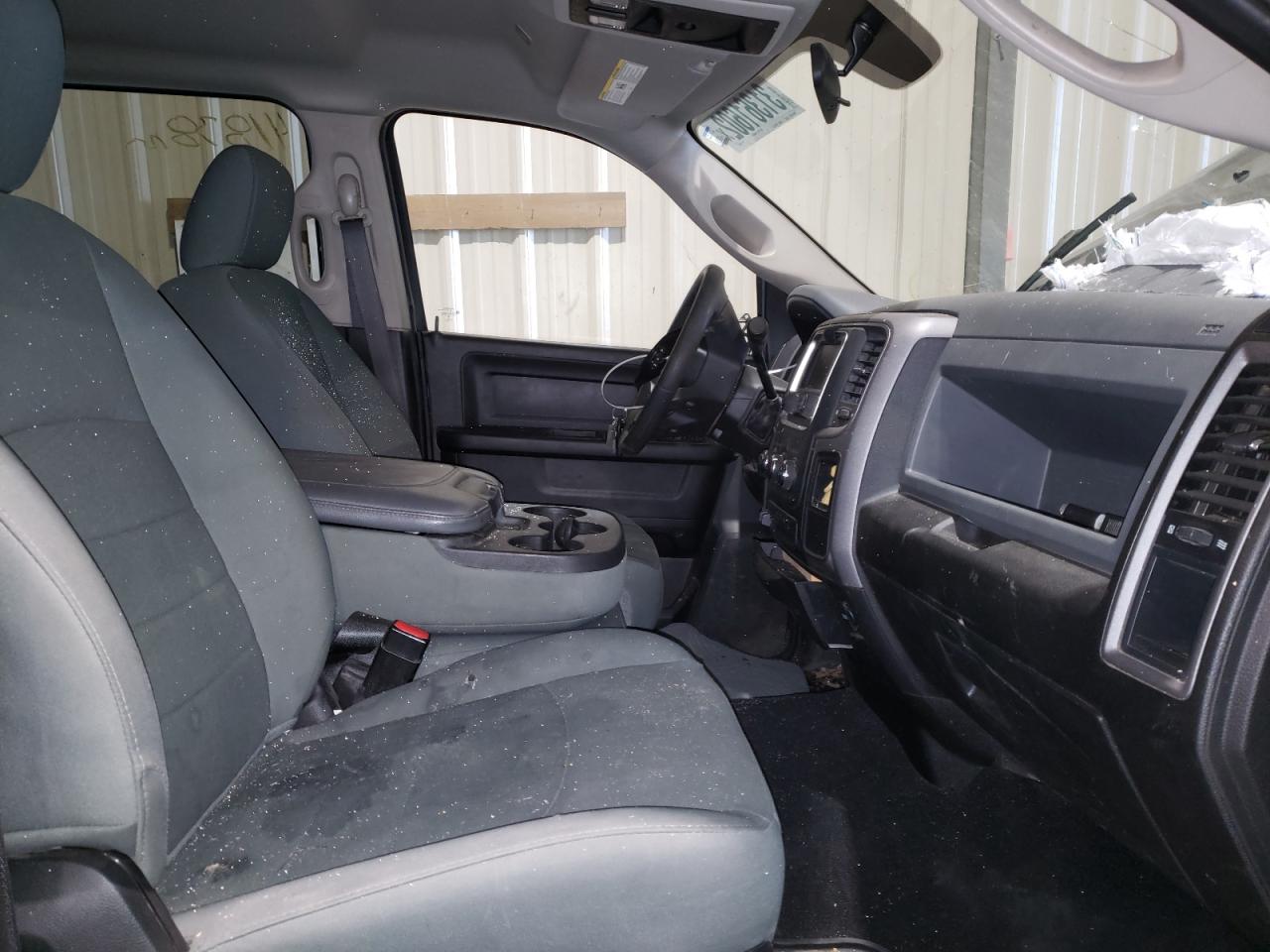 2018 RAM 2500 st VIN 3C6UR5CL4JG395332 photo 5