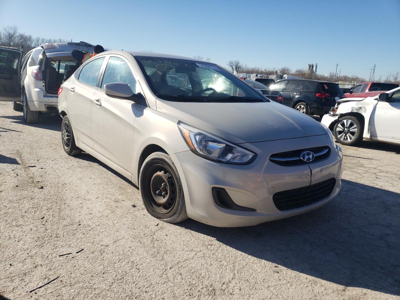 2015 Hyundai Accent VIN KMHCT4AE1FU934350 photo 1