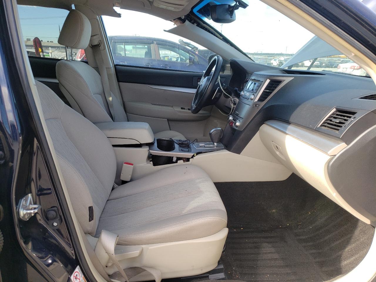 2013 Subaru Outback VIN 4S4BRBGC1D3239129 photo 5