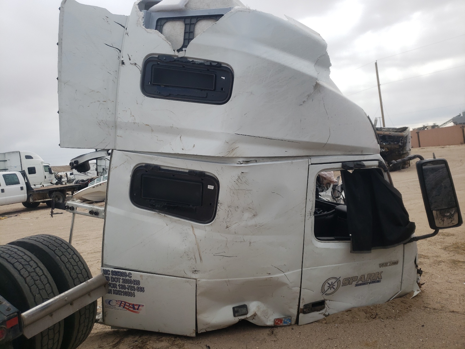 2019 VOLVO Vn VIN 4V4NC9EH2KN210884 photo 6