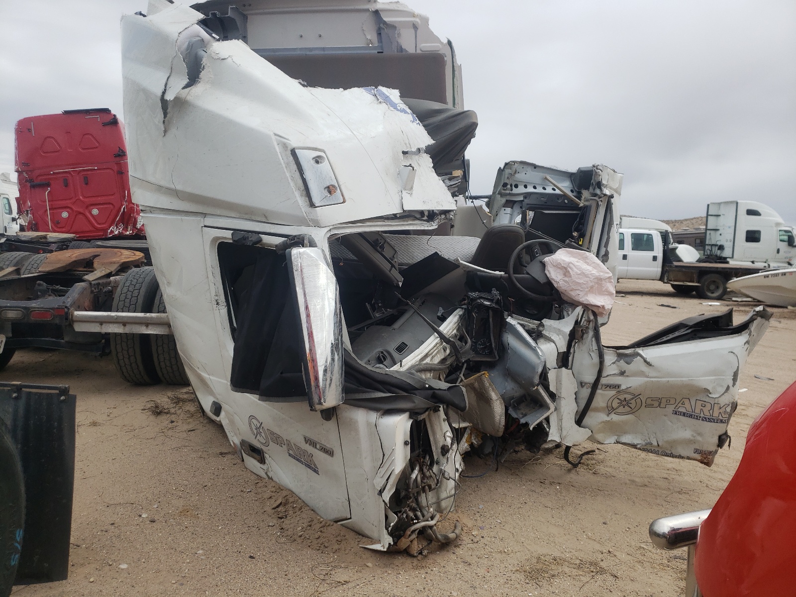 2019 VOLVO Vn VIN 4V4NC9EH2KN210884 photo 1