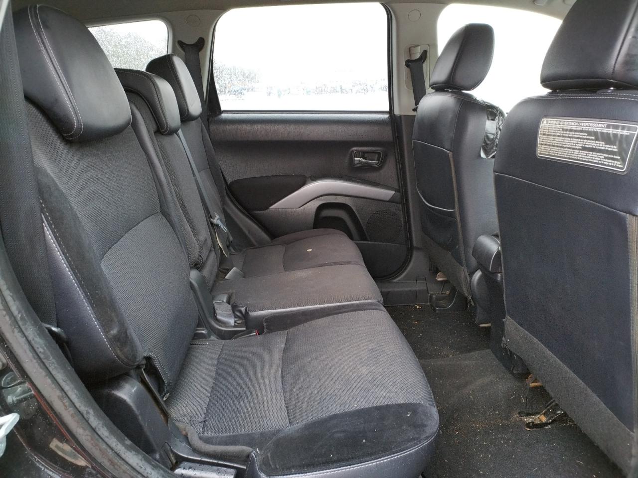 2010 Mitsubishi Outlander VIN JA4AS3AW0AZ012644 photo 6