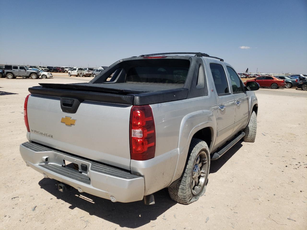 2012 CHEVROLET Avalanche VIN 3GNTKFE71CG210369 photo 4