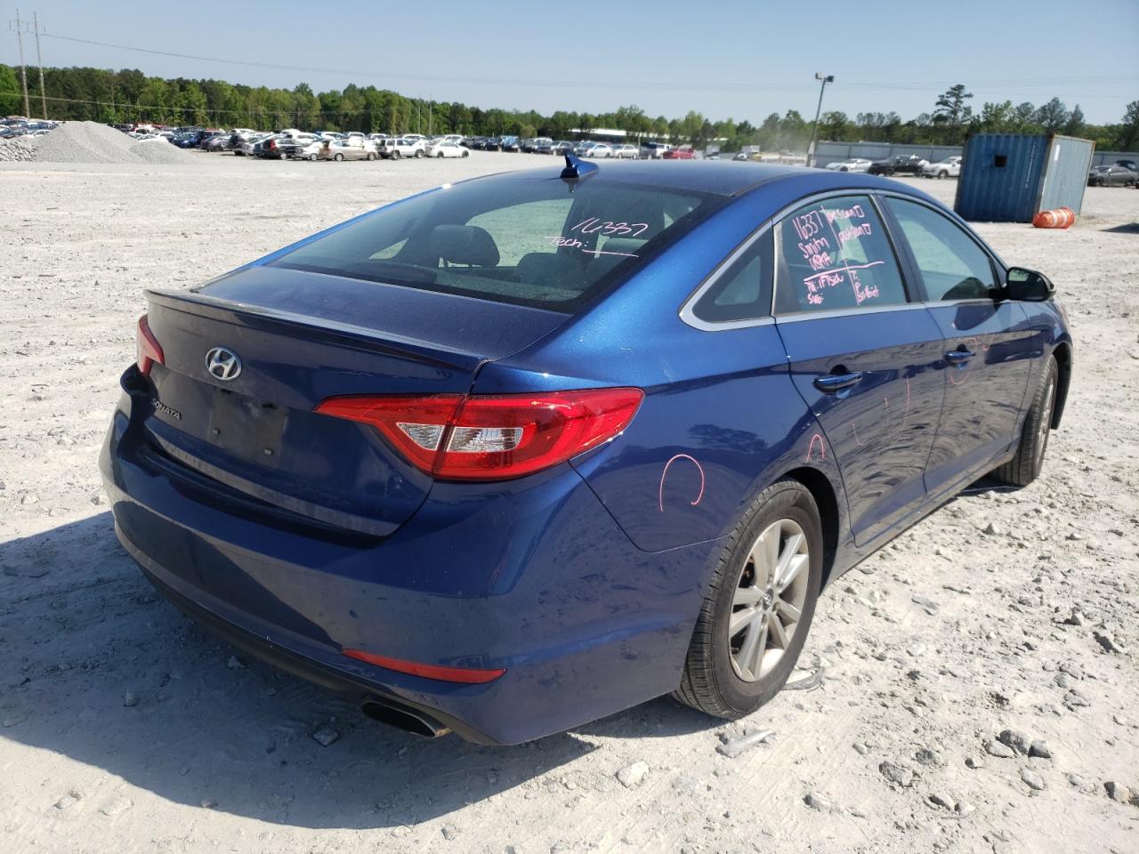 2017 HYUNDAI Sonata VIN 5NPE24AFXHH551285 photo 4