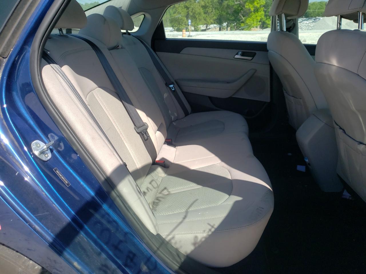 2017 HYUNDAI Sonata VIN 5NPE24AFXHH551285 photo 6