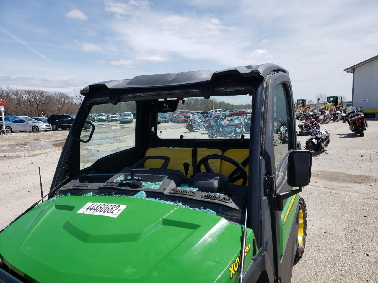 2019 JOHN Gator VIN 1M0835MDCKM022343 photo 9