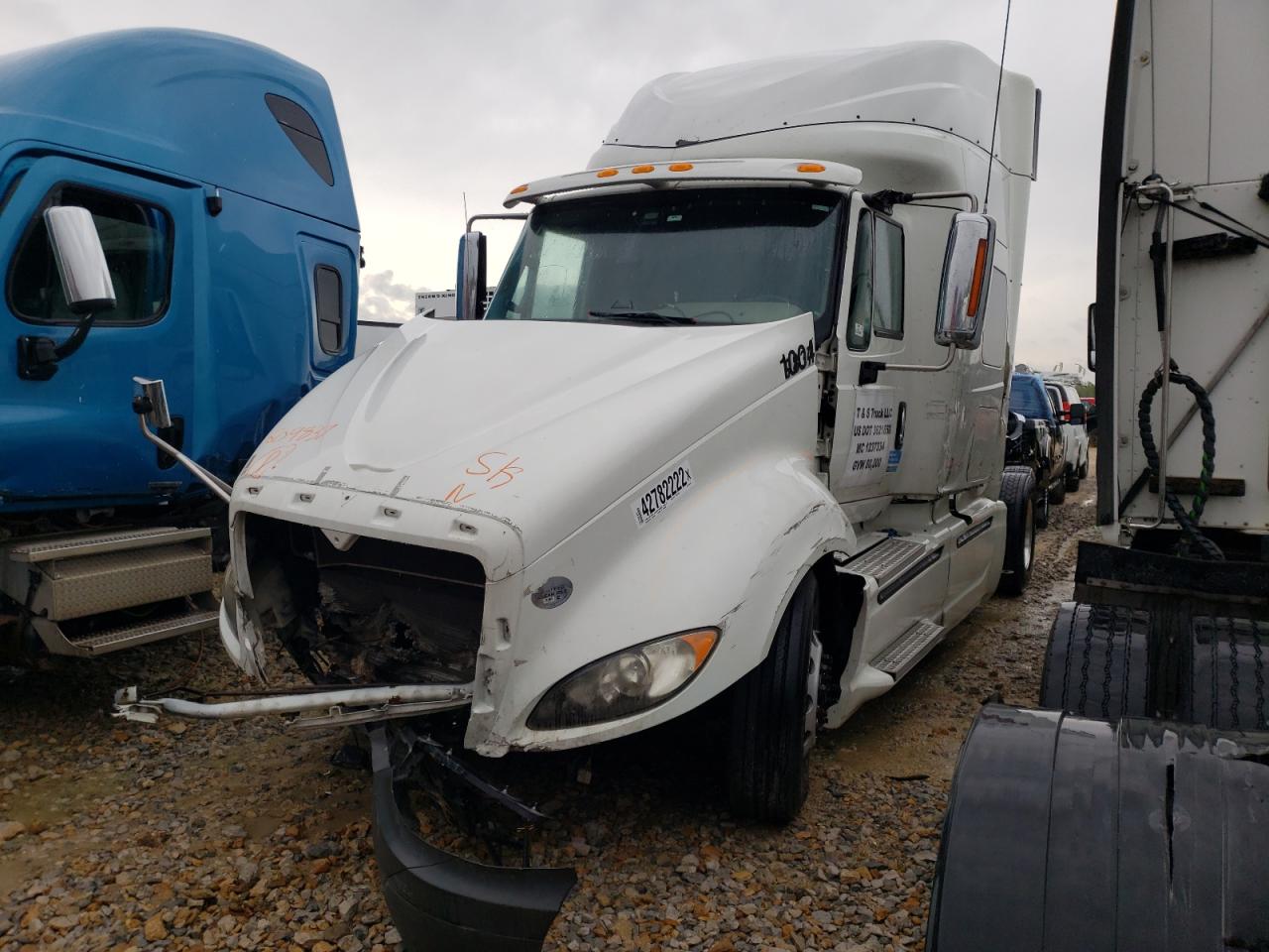 2015 International Prostar VIN 3HSDJAPR8FN609837 photo 2