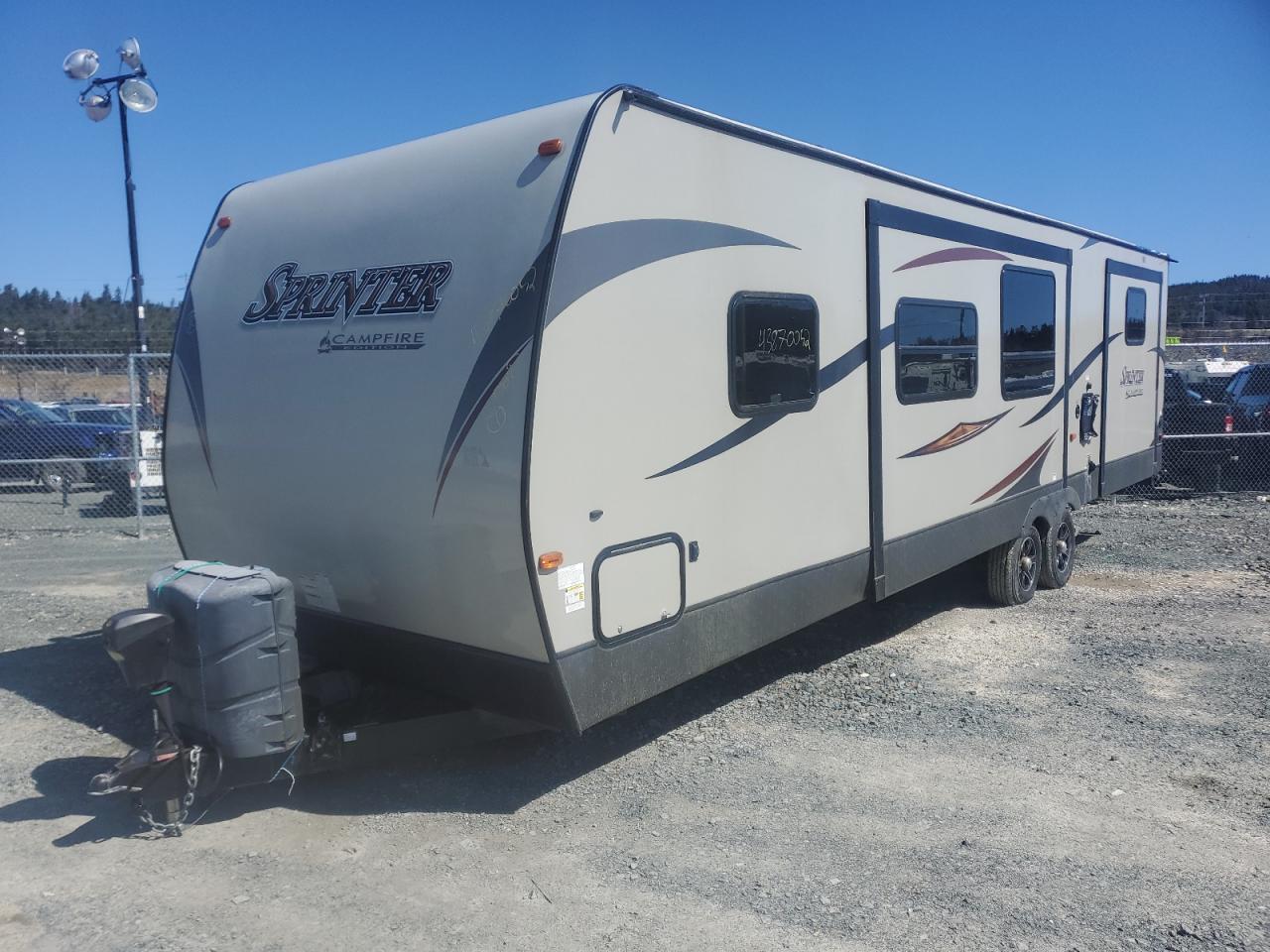 2016 Keystone Sprinter VIN 4YDT31B21G1530939 photo 2