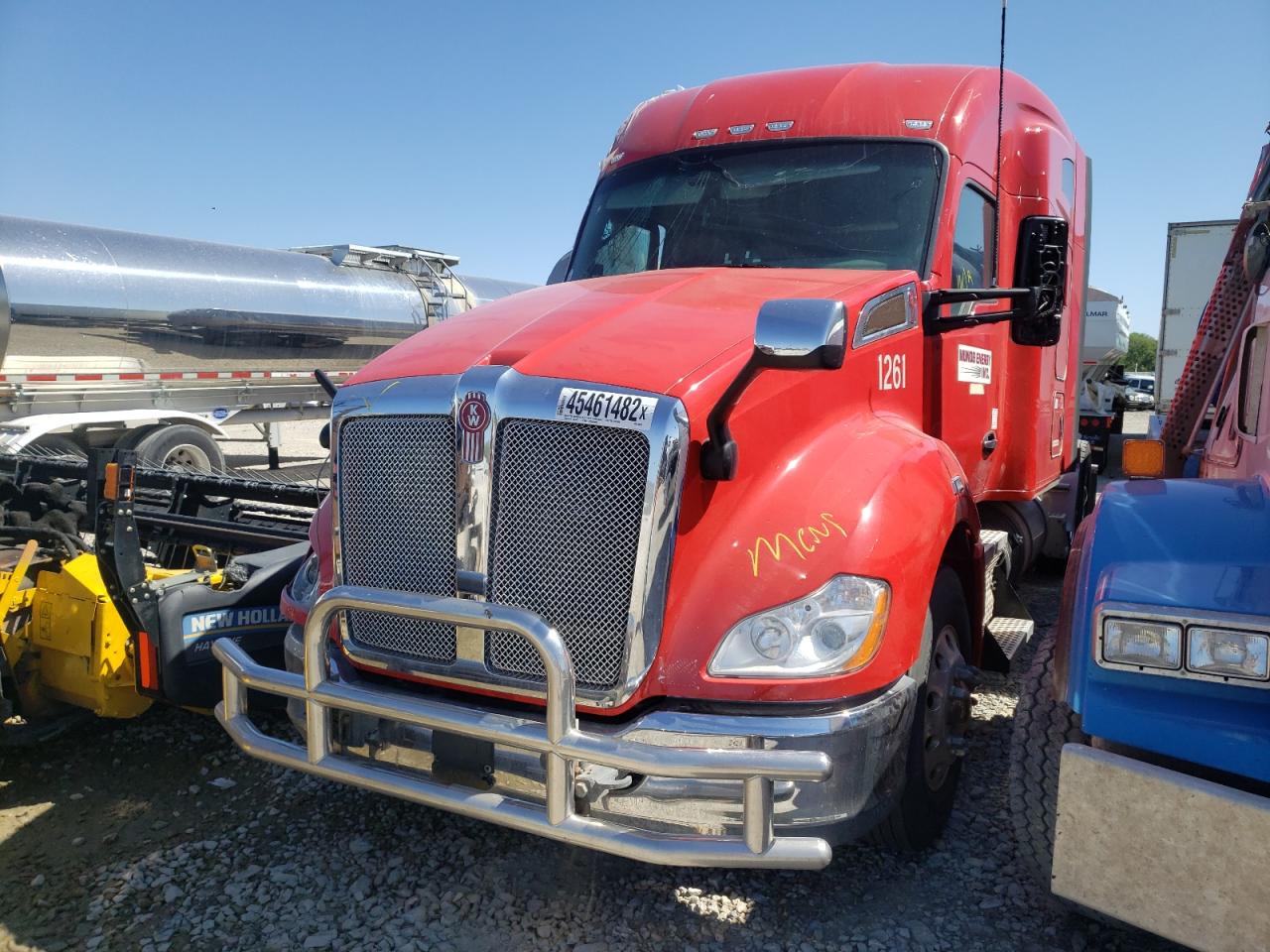 2019 KENWORTH Construction VIN 1XKYDP9X2KJ244766 photo 2