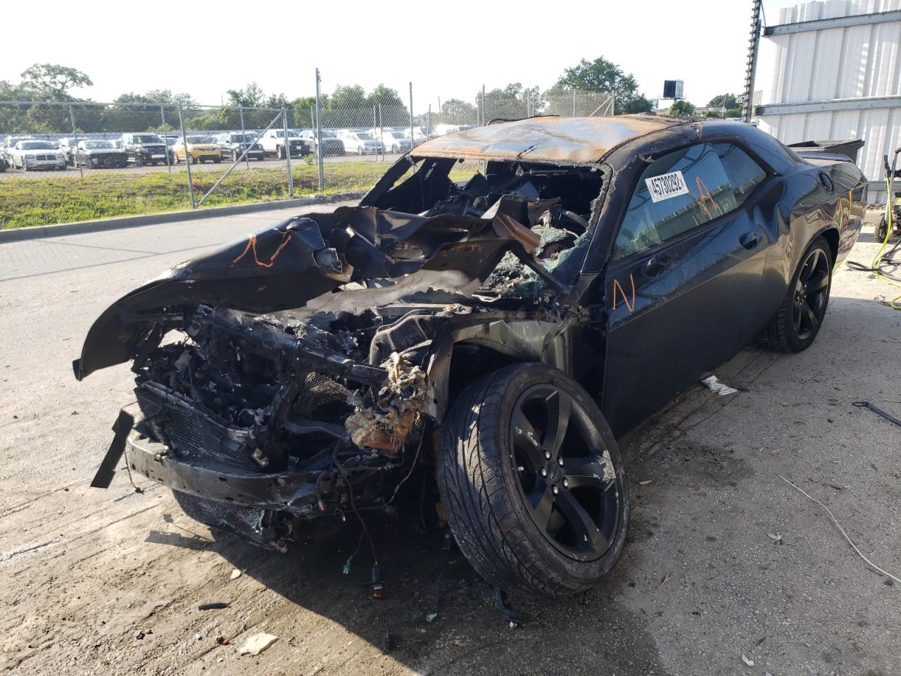 2014 Dodge Challenger VIN 2C3CDYBT2EH247499 photo 2