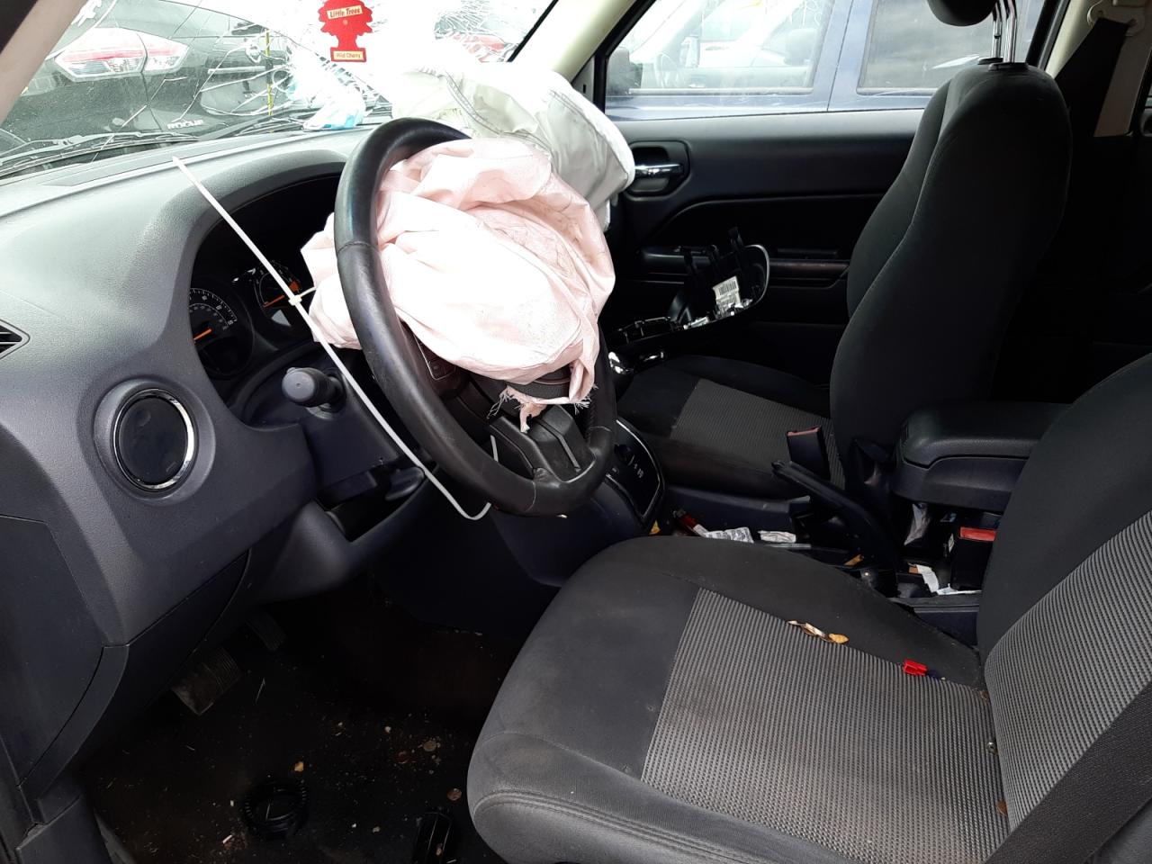 2016 Jeep Patriot VIN 1C4NJRFB0GD616638 photo 5