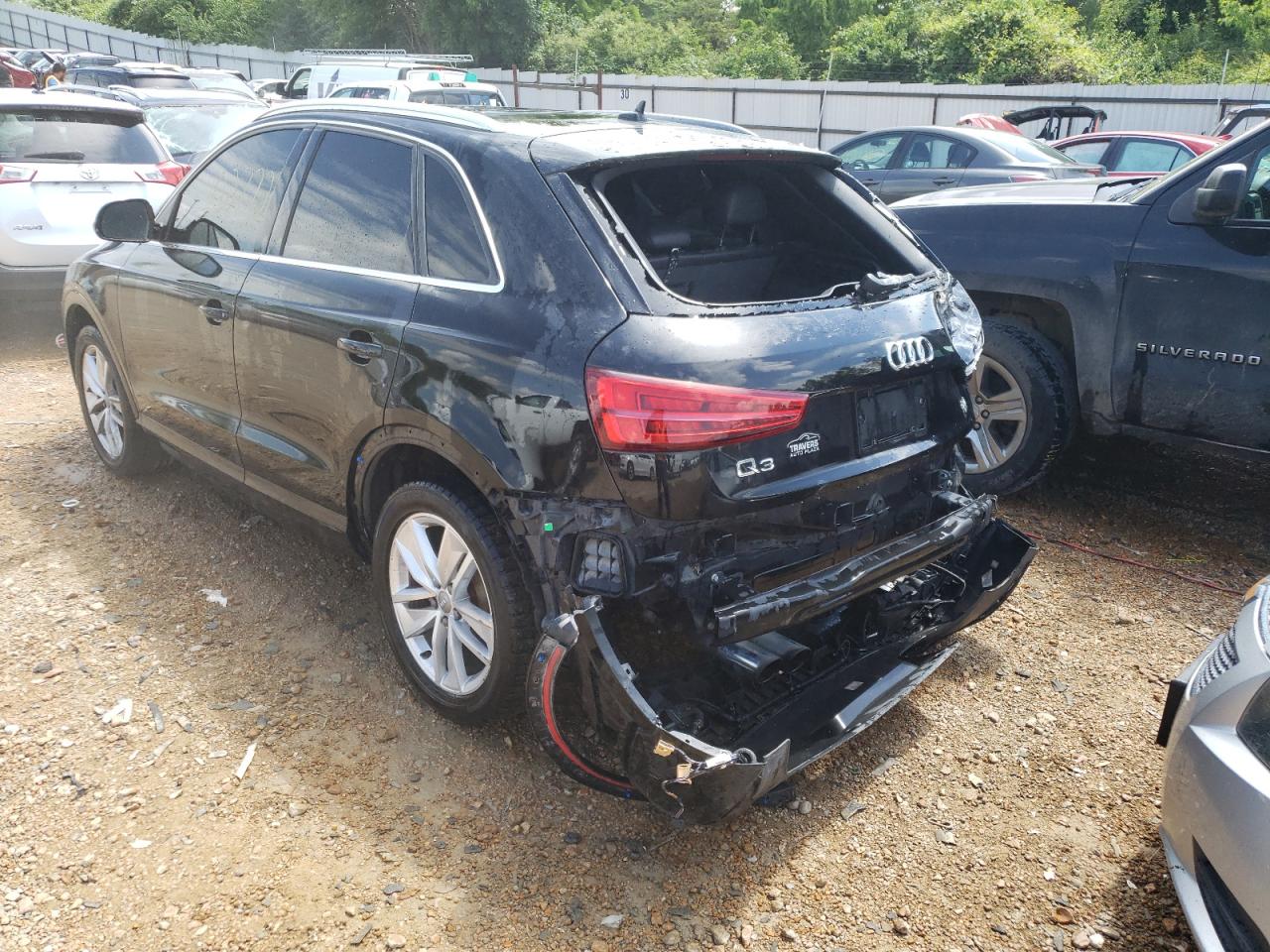2017 Audi Q3 VIN WA1JCCFS5HR002477 photo 3