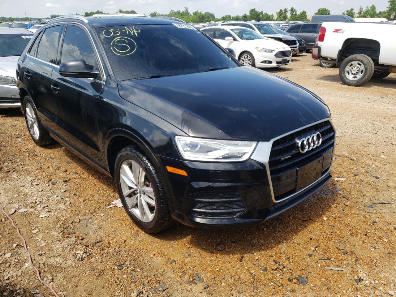 2017 Audi Q3 VIN WA1JCCFS5HR002477 photo 1