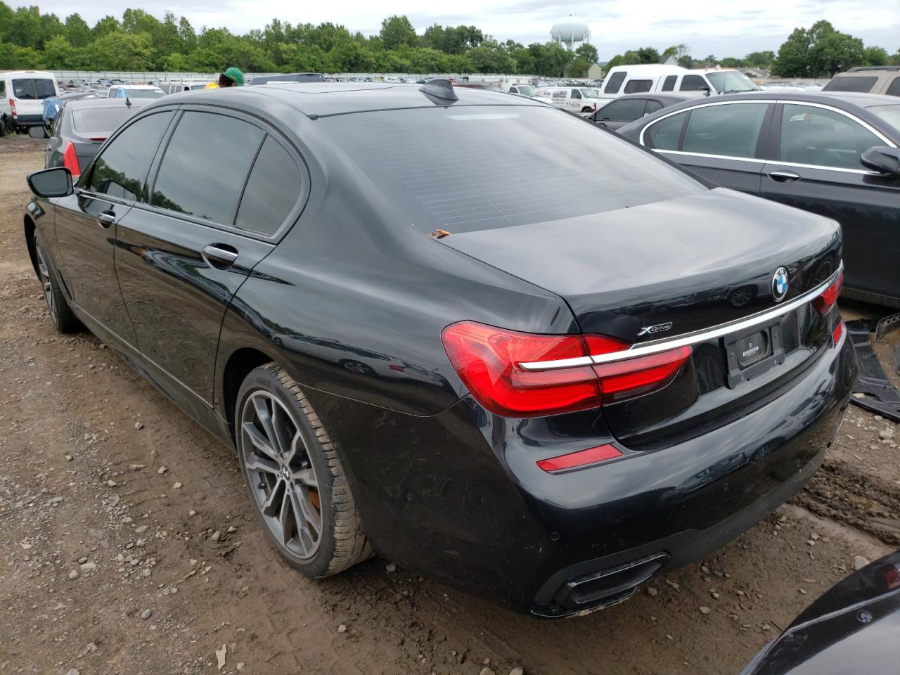 2019 BMW 7 series VIN WBA7E4C59KGV70584 photo 3