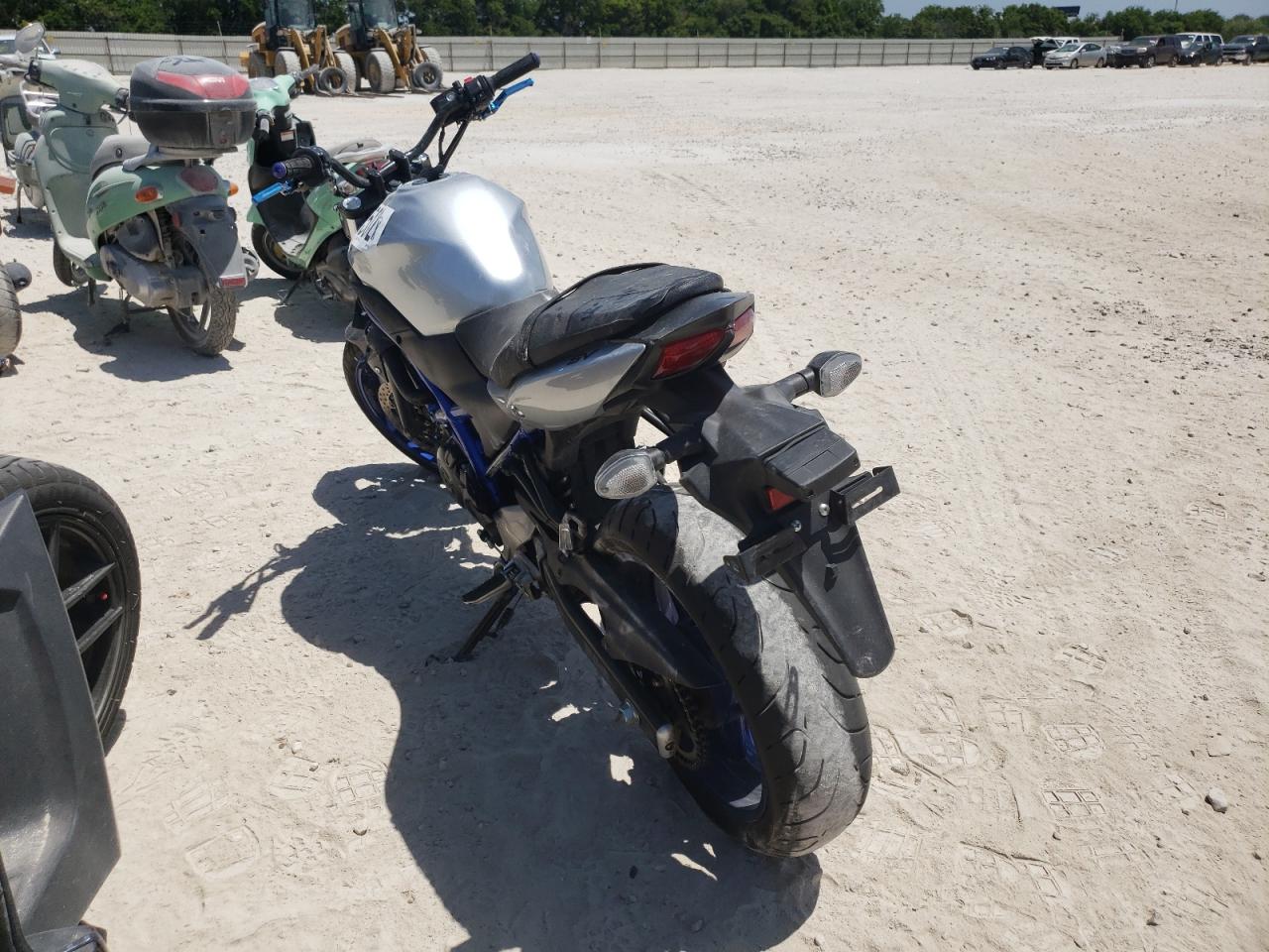 2020 Suzuki Sv650 VIN JS1VP55A9L7100426 photo 3