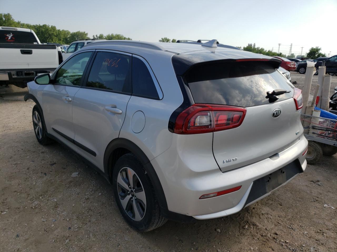 2018 KIA Niro VIN KNDCB3LC6J5127807 photo 3
