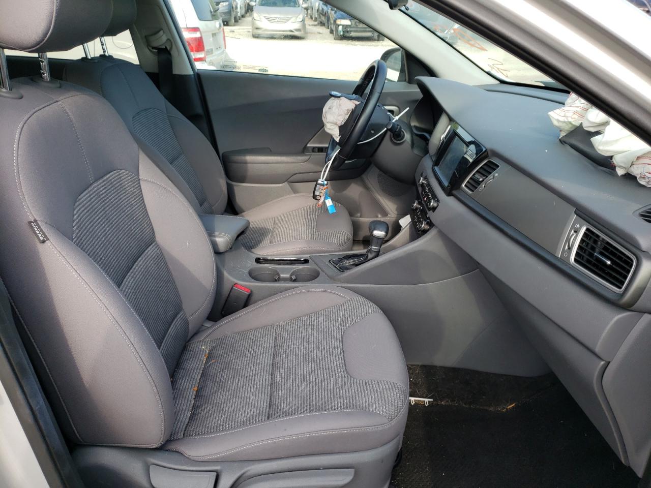 2018 KIA Niro VIN KNDCB3LC6J5127807 photo 5