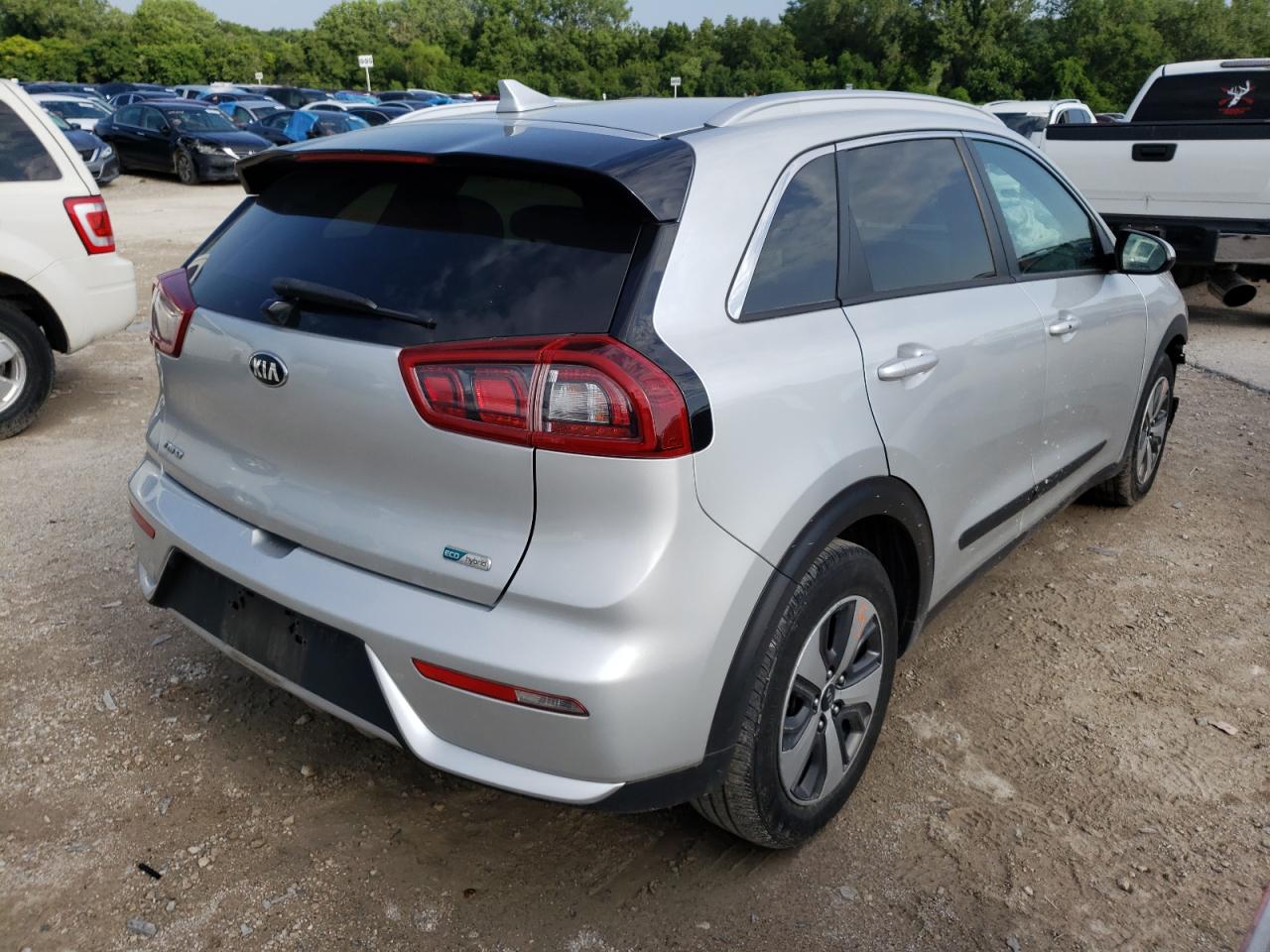 2018 KIA Niro VIN KNDCB3LC6J5127807 photo 4