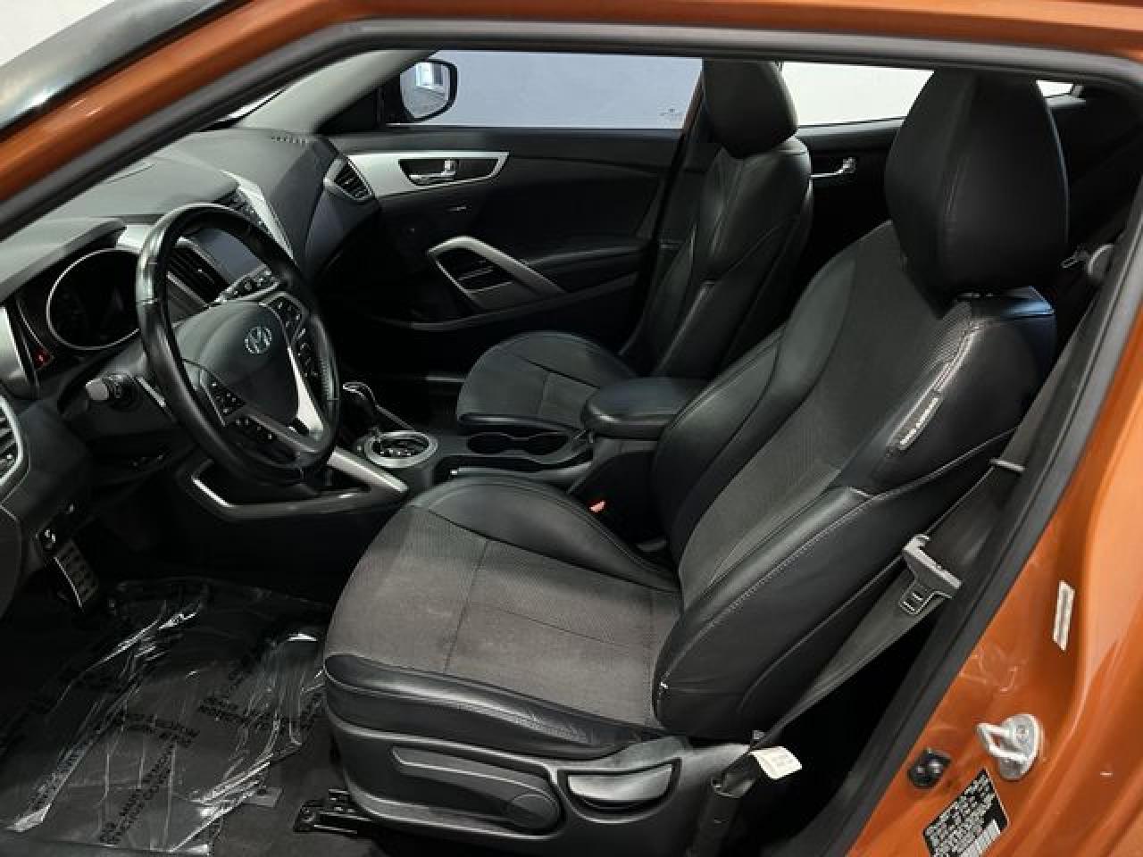2014 Hyundai Veloster VIN KMHTC6AD6EU183232 photo 7