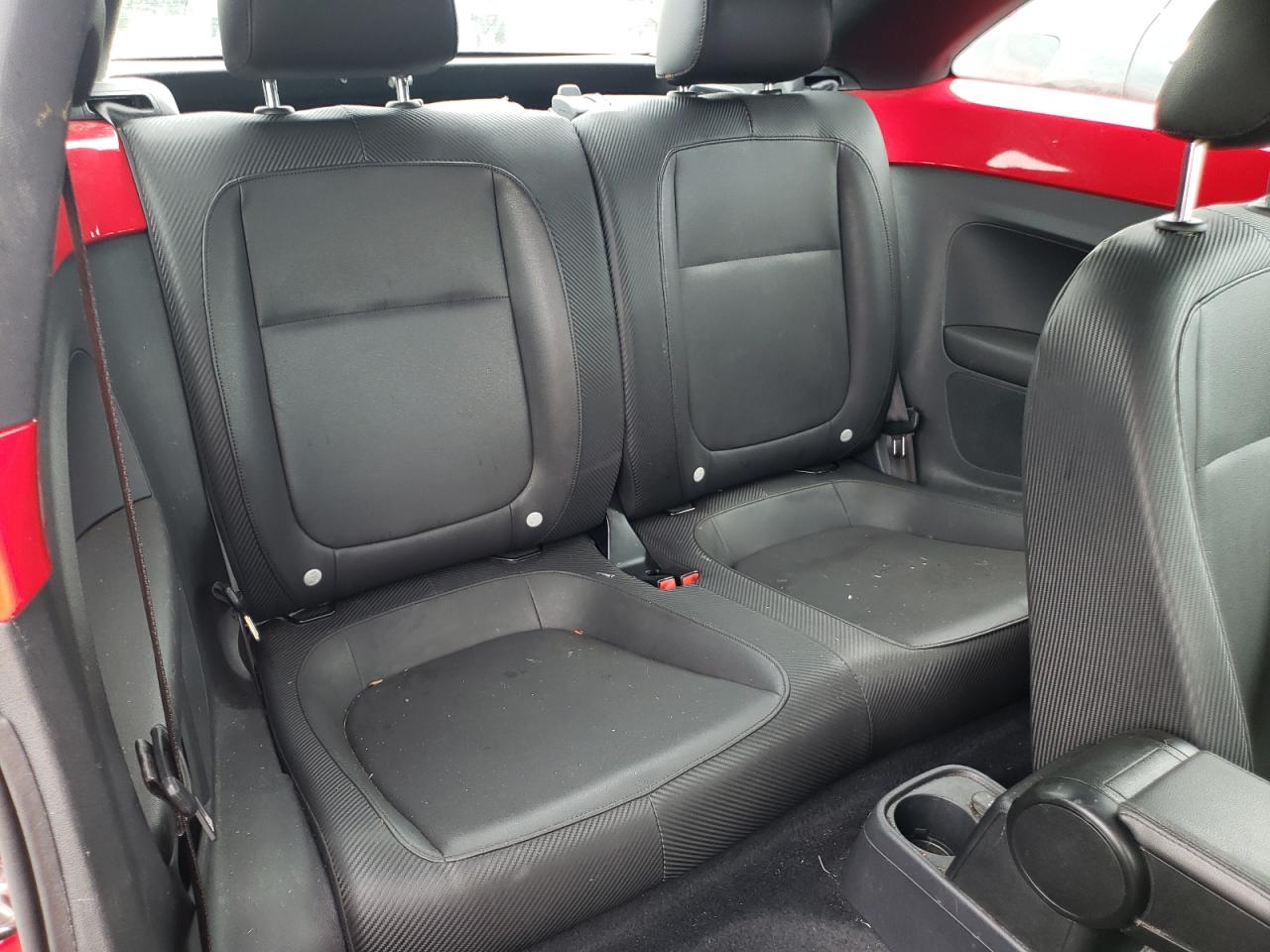 2012 Volkswagen Beetle VIN 3VWJP7AT4CM602951 photo 6