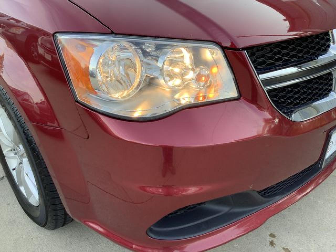 2015 DODGE Grand caravan VIN 2C4RDGCG7FR584828 photo 11