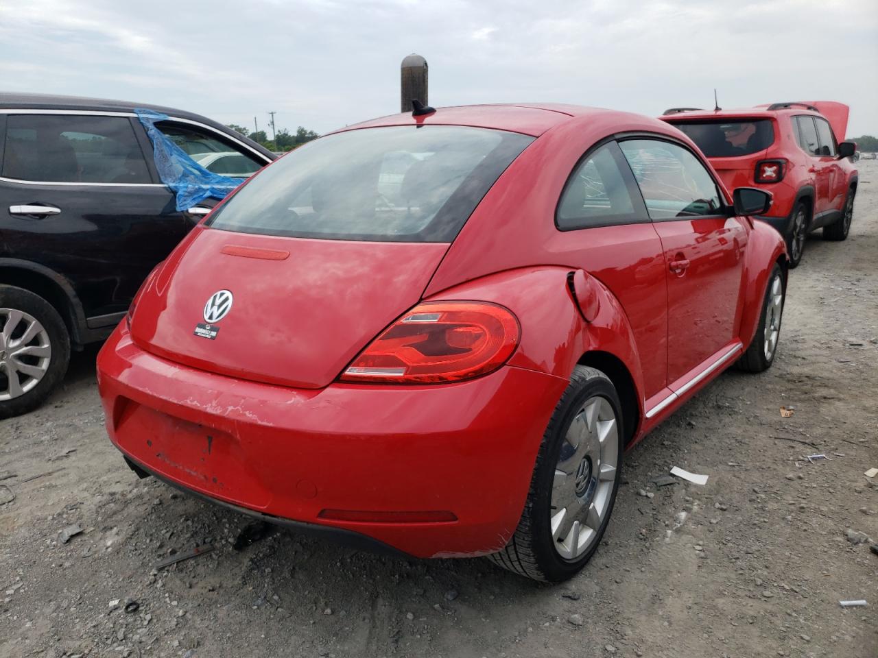 2012 Volkswagen Beetle VIN 3VWJP7AT4CM602951 photo 4